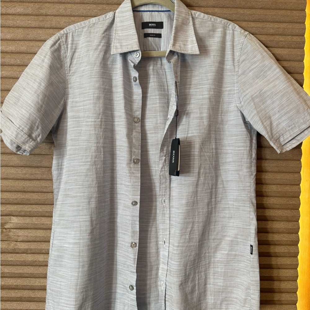 Hugo Boss Men's Light Gray Casual Button Down Shirt